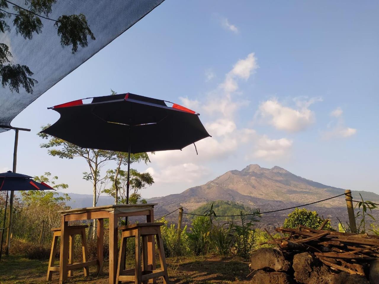 Adventures 'hide In Nature Lodge' Luxury tent Kintamani (Bali)